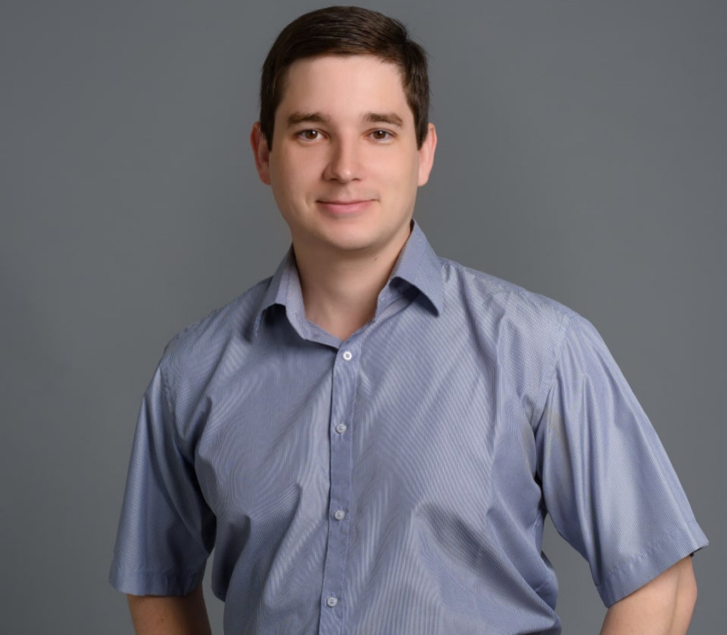 Петров Виталий